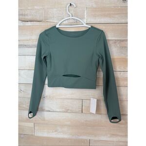 Mayertes Cropped Long Sleeve Workout Top Size L NWT